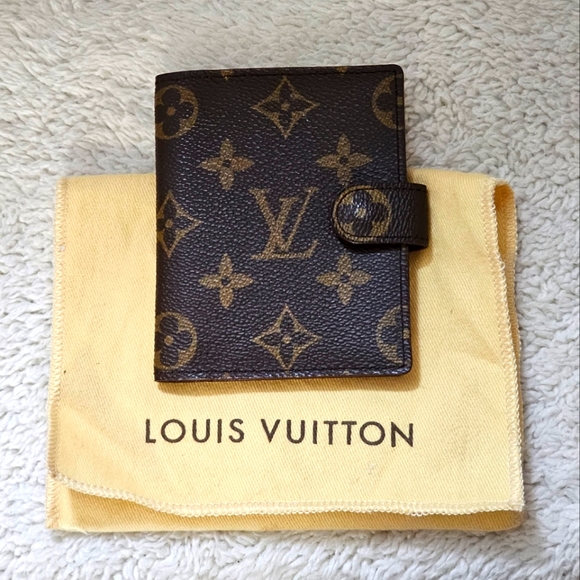 ❣️Louis Vuitton Monogram Card Case❣️ - Picture 1 of 15